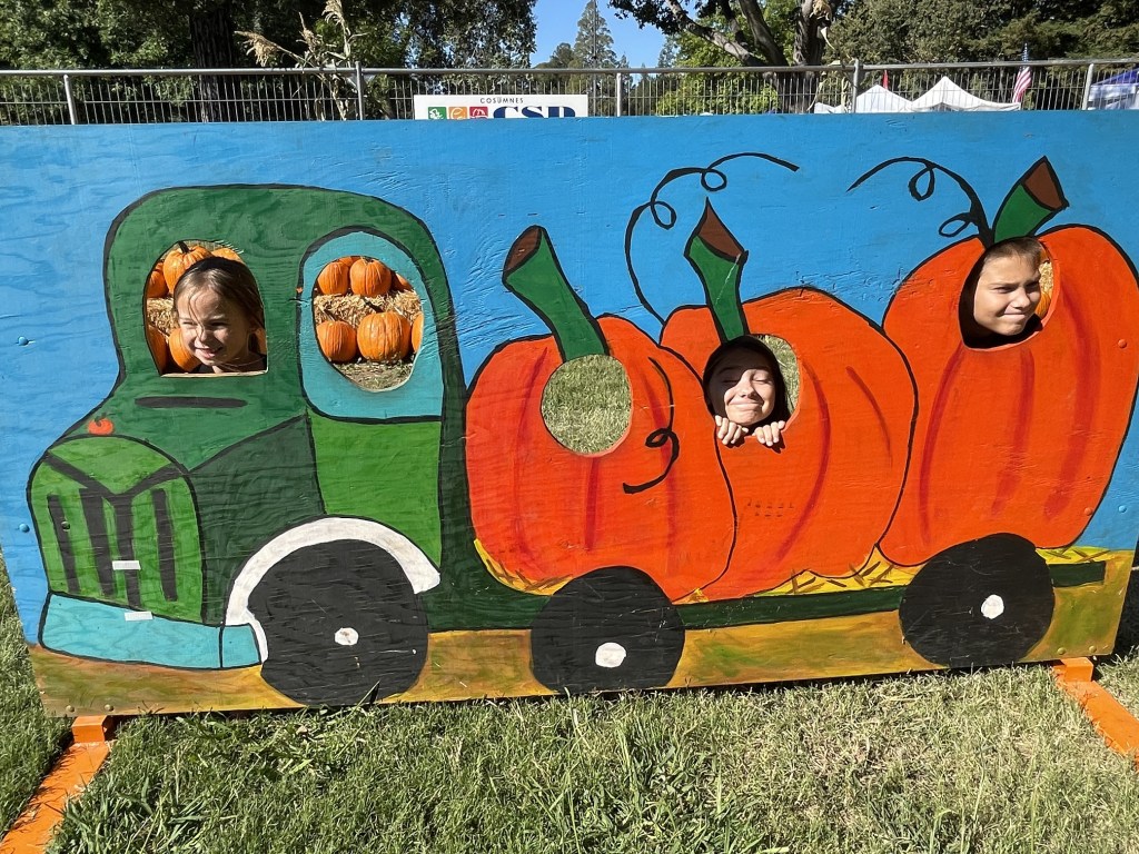 Elk Grove Giant Pumpkin&nbsp;Festival